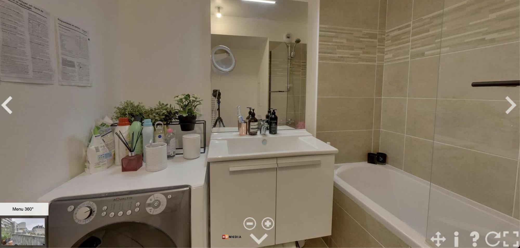 Spacious Flat With Terrasse And Parking Near Metro Баньоле Екстериор снимка